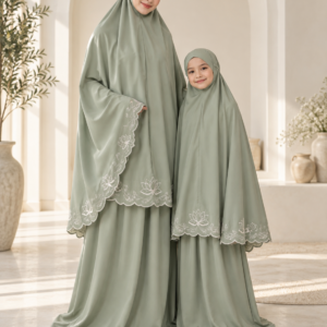 Manis Si Kecil - Telekung Kanak-kanak